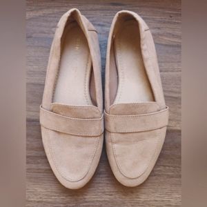 Kids girls size 4 tan beige brown suede blush loafers dress slip on shoes